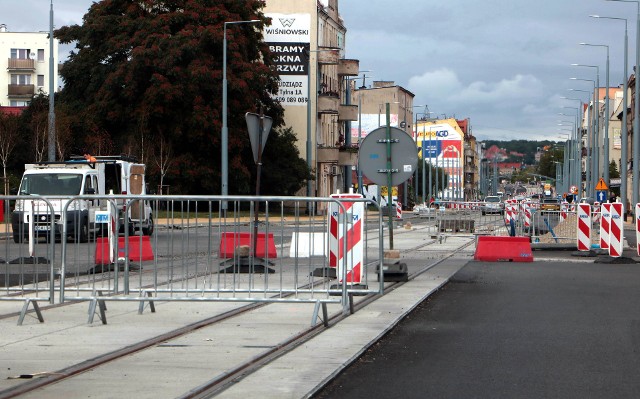 W najbliższy weekend (17 i 18 września) na skrzyżowaniu ul. Bydgoskiej i Chełmińskiej w Grudziądzu będą wylewane nowe warstwy asfaltu