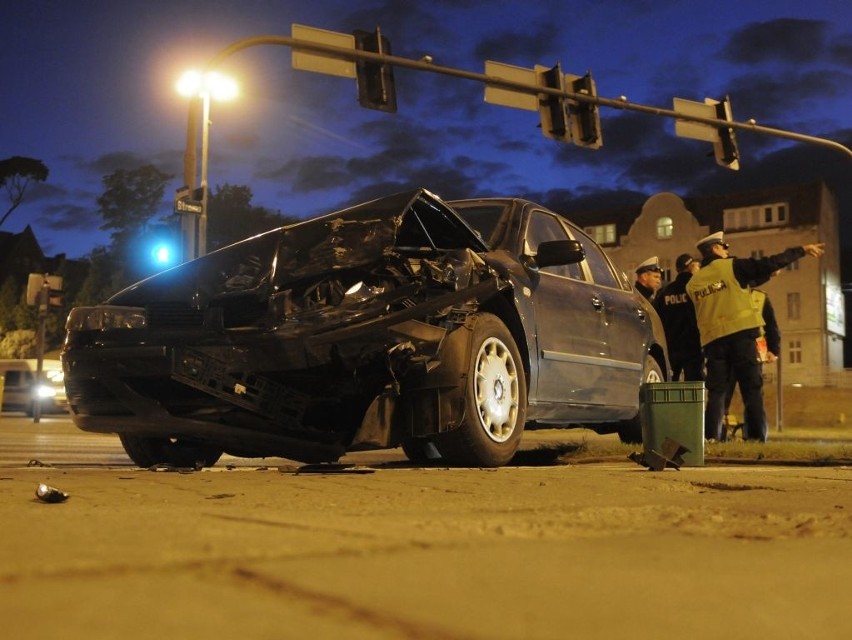 Wypadek w Bydgoszczy. Jedna osoba w szpitalu [zdjęcia]