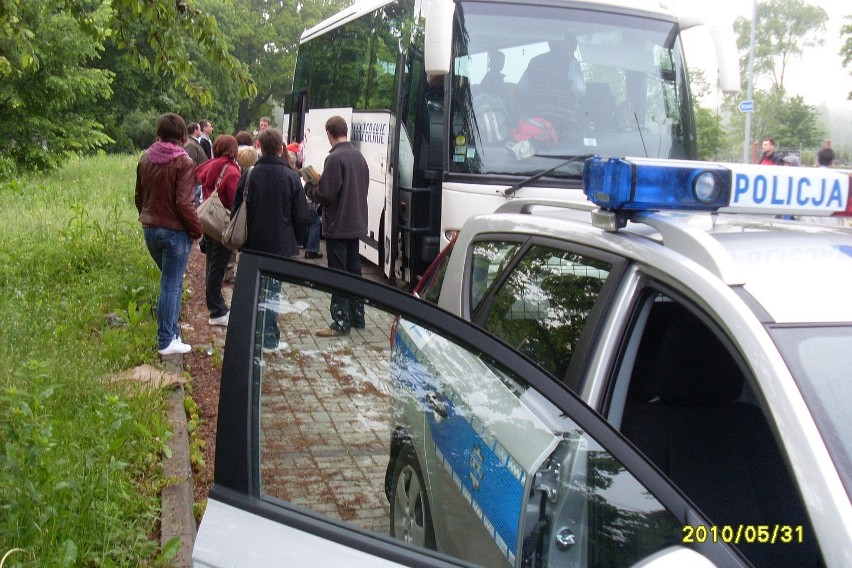 Policja skontrolowała autobusy, które wyjeżdżały dzisiaj ze Szczecina na zielone szkoły