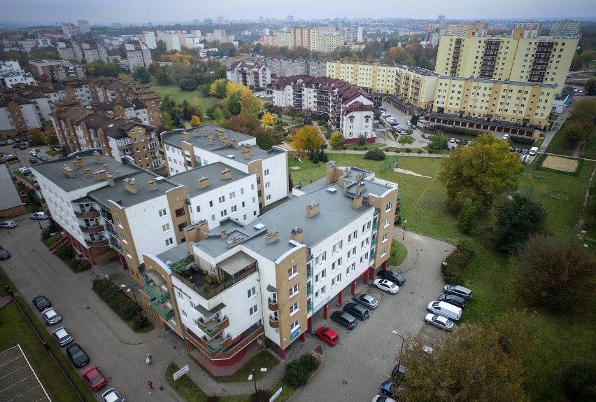 Lubelskie dzielnice jakich nie znacie. Czechów Południowy w jesiennej oprawie (ZDJĘCIA Z DRONA)