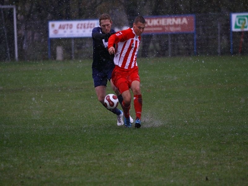 Piłka nożna. III liga śląsko-opolska. Swornica Czarnowąsy -...