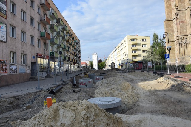 Modernizacja ulic w centrum miasta to jeden z wydatków, na który potrzebny jest nowy kredyt.