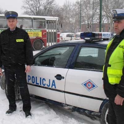 Nawet najstarsi policjanci nie pamiętają takiego fatalnego początku roku, jak tegoroczny styczeń. Stróże prawa biją na alarm, bo w powiecie żagańskim było bardzo dużo wypadków drogowych.