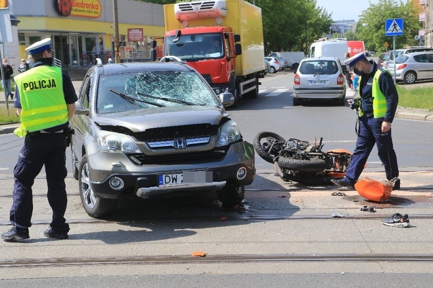 Wypadek na Hubskiej. Motocyklista trafił do szpitala 