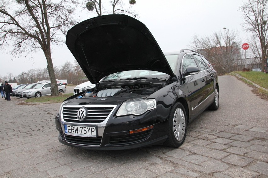 VW Passat, rok 2008, 1,9 diesel, cena 16 800zł