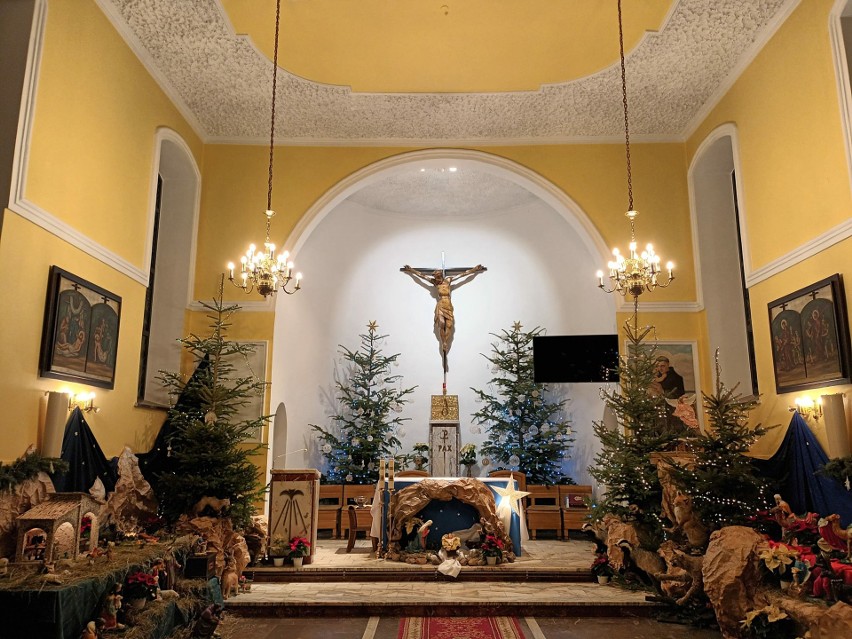 Szopka bożonarodzeniowa w kościele pod wezwaniem Świętego...