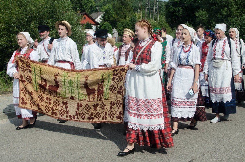 Grabarka Fionika Oleń po boru chodit