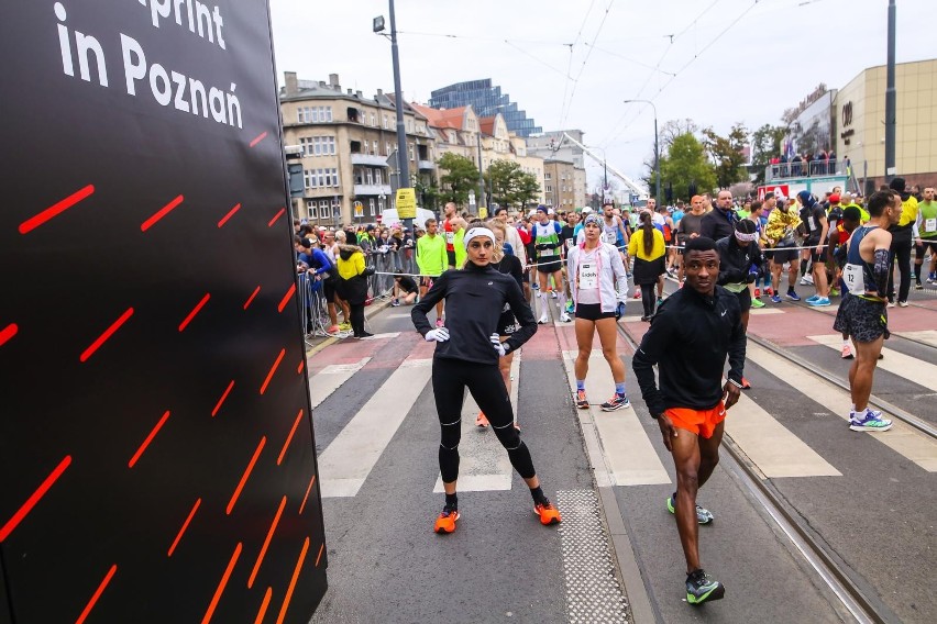 17 października poznański półmaraton ukończyło prawie 5 tys....