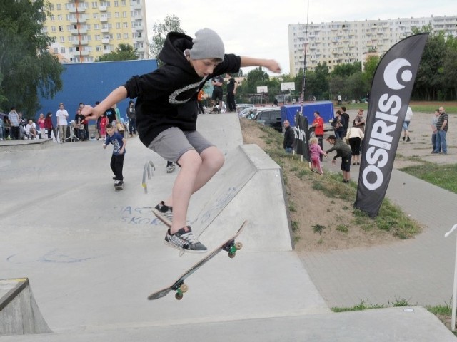 - Skatepark na Rydygiera to strzał w dziesiątkę - przekonują miłośnicy deskorolek