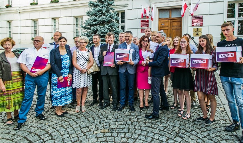 Bydgoszcz: SLD rejestruje listę kandydatów do Sejmu