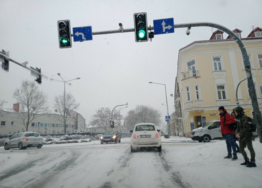 Na ulicach Tarnowa panują we wtorek (16 stycznia) fatalne...