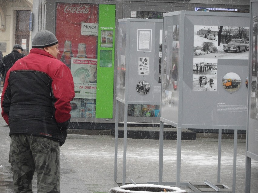 Wystawa zdjęć MPK w Częstochowie