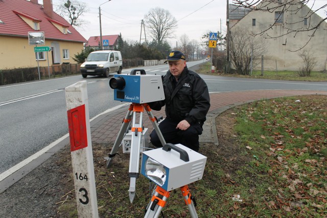 - Gdyby zgłosił się do nas instruktor, raczej skończyłoby się na pouczeniu - mówi Krzysztof Naumowicz, szef straży w Lewinie.