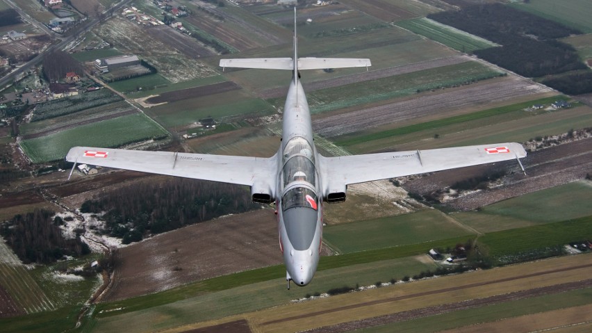 Samolot TS-11 Iskra znany także w Radomiu przechodzi do historii lotnictwa 