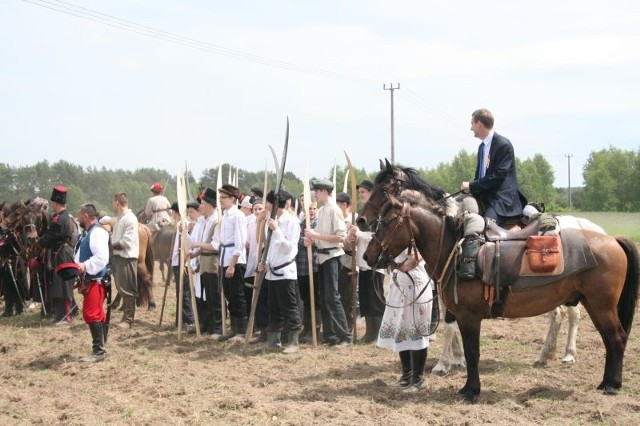 Na czele powstańców jechał wójt Waldemar Brzostek