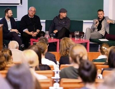 Dyskutowali (od prawej): Piotr Sieklucki, Bartosz Szydłowski, Henryk Jacek Shoen i Rafał Stanowski FOT. ANDRZEJ BANAŚ