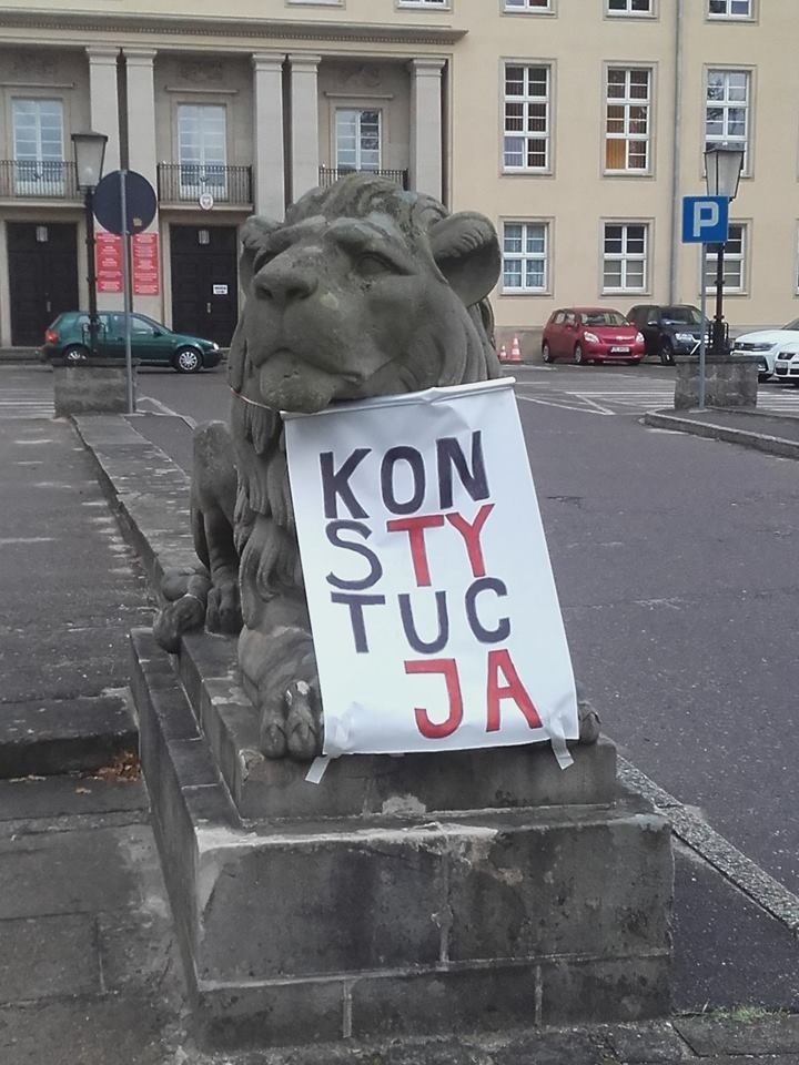 Koszalińskie lwy, podobnie jak kilkadziesiąt pomników w...