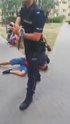 Awantura na Tatarach. Interwencja policji przerodziła się w starcie z mieszkańcami