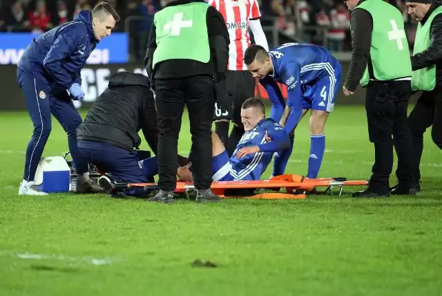 Tym razem to piłkarze Wisły odśpiewali, że Kraków jest ich. W 199. derbach pokonali bowiem Cracovię 2:0. Zobaczcie zdjęcia z tego wtorkowego spotkania.