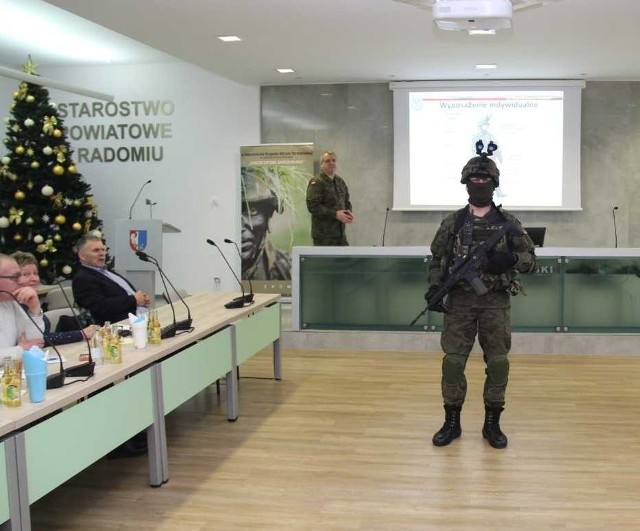 Tak będą wyglądać żołnierze Wojsk Obrony Terytorialnej w południowej części województwa mazowieckiego.