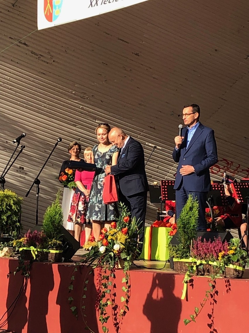 Premier Mateusz Morawiecki w Morawicy. Podziwiał orkiestry dęte (ZDJĘCIA)