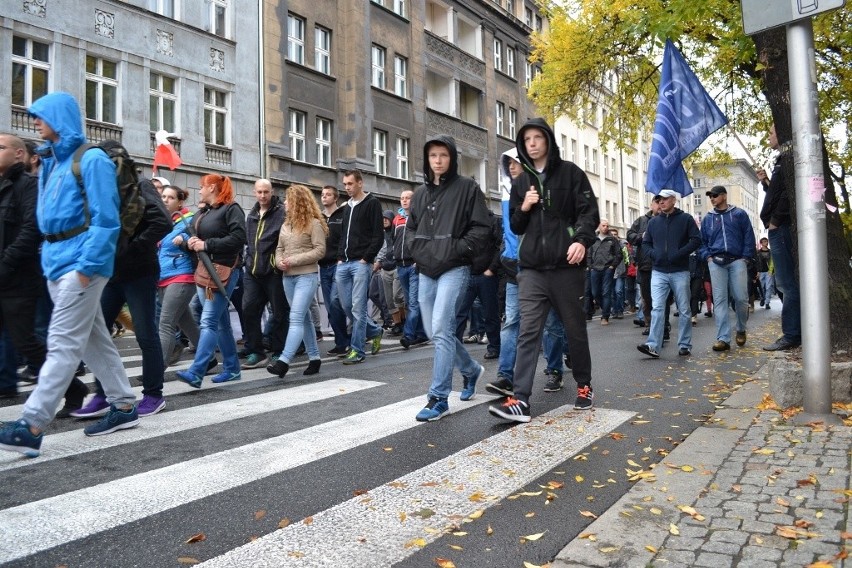 Marsz przeciwko imigrantom w Katowicach