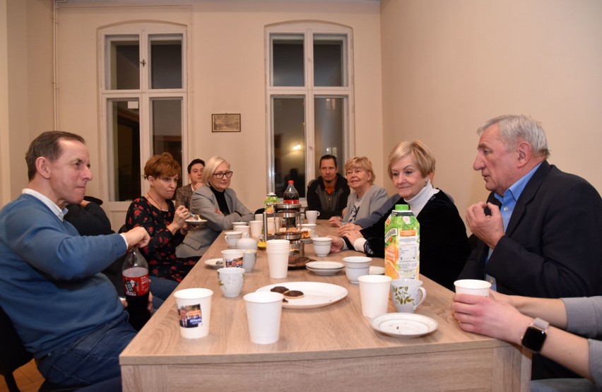 Zebrali 2 tysiące podpisów za poparciem Marszałka Senatu