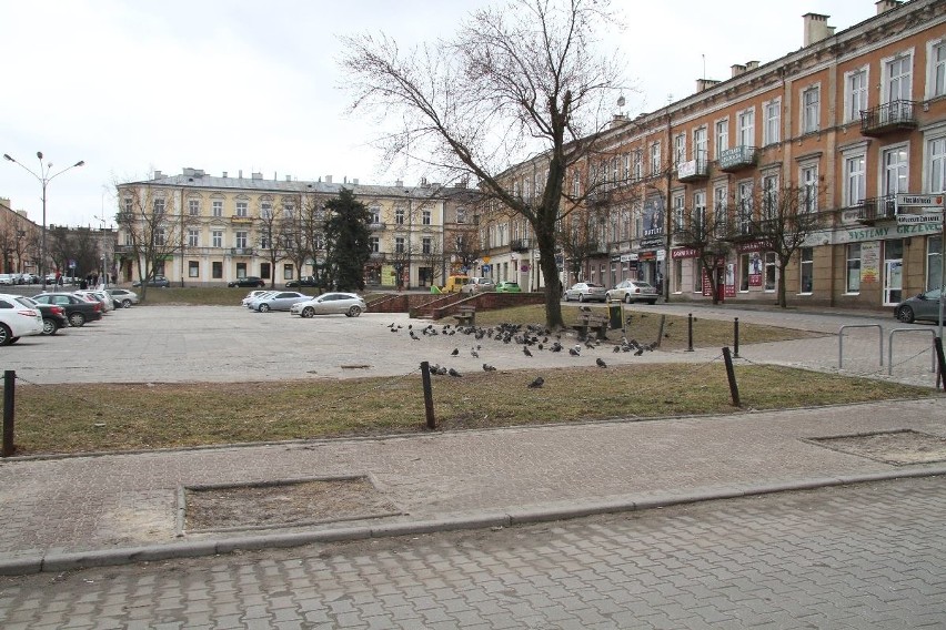 Plac Wolności w Kielcach. Tak wygląda dziś [GALERIA ZDJĘĆ]                 