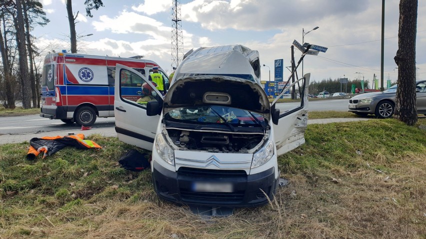 Wypadek w Strzelcach Opolskich na DK 94. Citroen zderzył się...