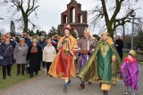 Ulicami Żnina przeszedł Orszak Trzech Króli. Wierni zgromadzili się w kościele św. Marcina [zdjęcia, wideo]