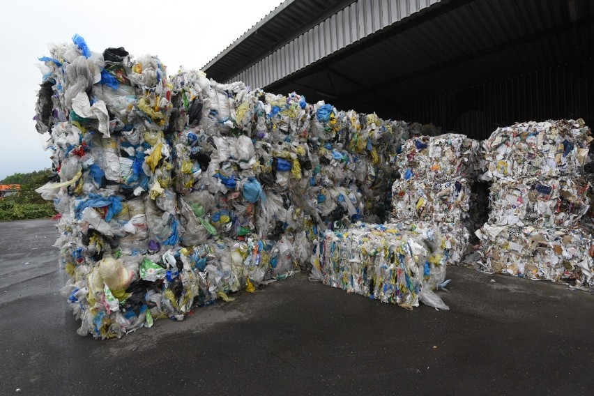 MPO skanuje nasze śmieci. Przy pomocy nowych, bardzo nowoczesnych urządzeń WIDEO