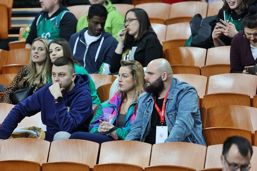 Śląsk - Boulogne Metropolitans. Kibice WKS-u w Hali Stulecia...