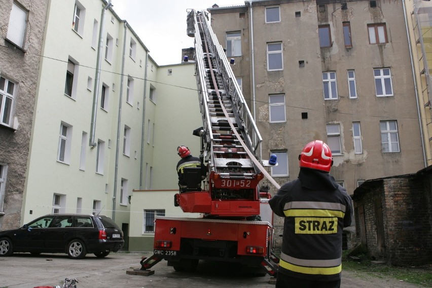 Pożar wybuchł w kamienicy przy ul. 30-Stycznia w Gorzowie.