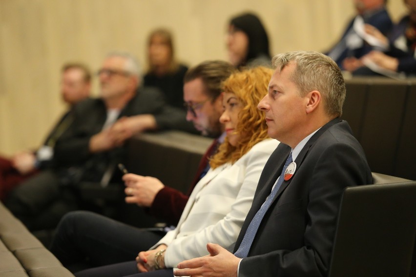 Debata o powstaniach śląskich w Muzeum Śląskim