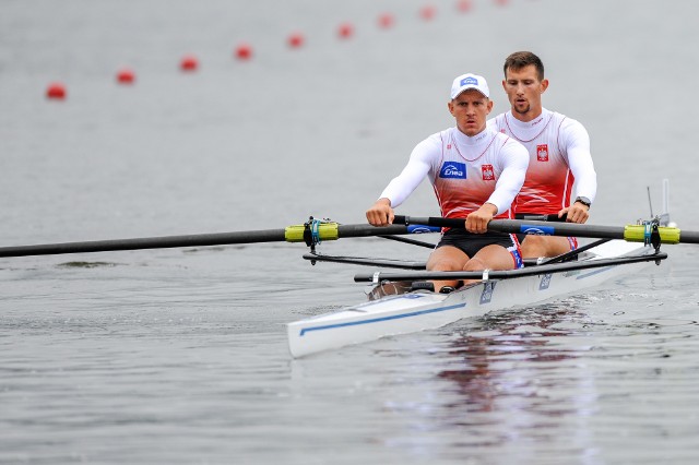 Łukasz Posyłajka (na pierwszym planie) i Bartosz Modrzyński.