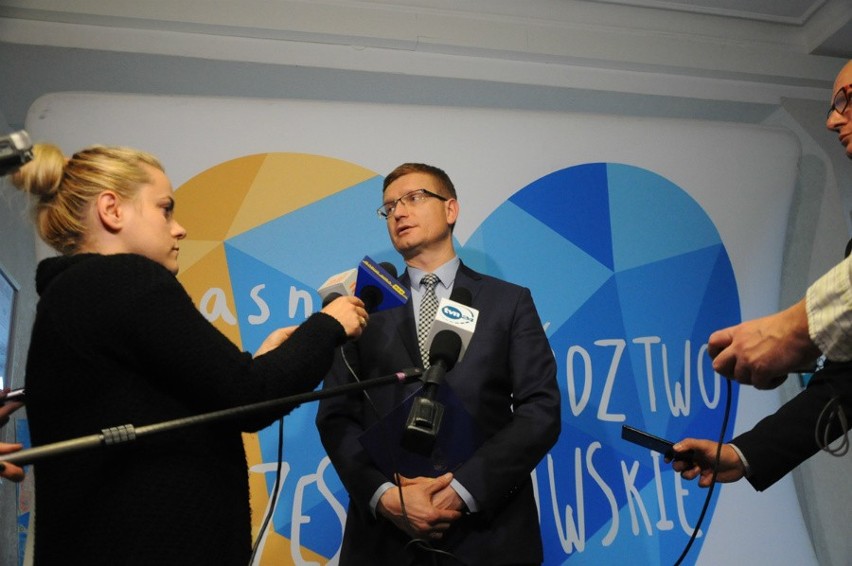 Prezydent Matyjaszczyk chce rozmawiać z premier Szydło o...