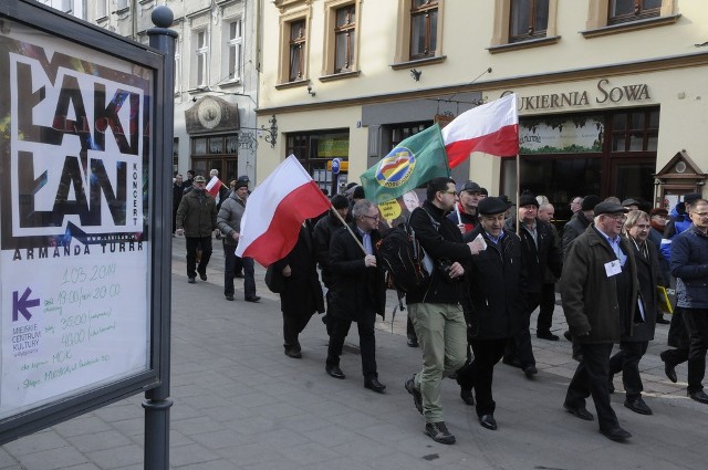 Rolnicy, którzy protestowali w Bydgoszczy, chcieli spotkać się z wicepremierem Januszem Piechocińskim.