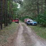 74-letni grzybiarz z Chełmna zgubił się w lesie. Poszukiwało go 74 policjantów i strażaków. Zobaczcie zdjęcia