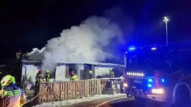 Strażacy gasili pożar kilka godzin
