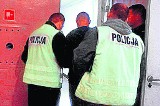 Częstochowa: Policja umorzyła śledztwo, ale sprawca pobicia konduktora i tak został zatrzymany