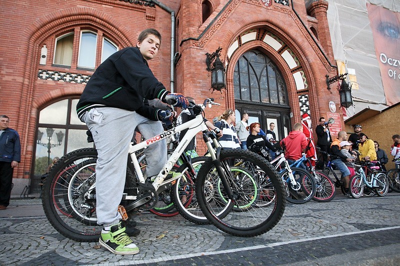 Rowerzyści przejechali przez miasto