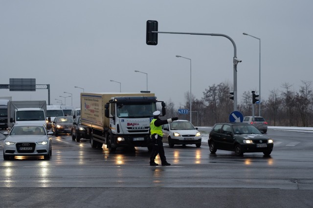 Na wielkopolskich drogach w 2015 roku spadła liczba wypadków