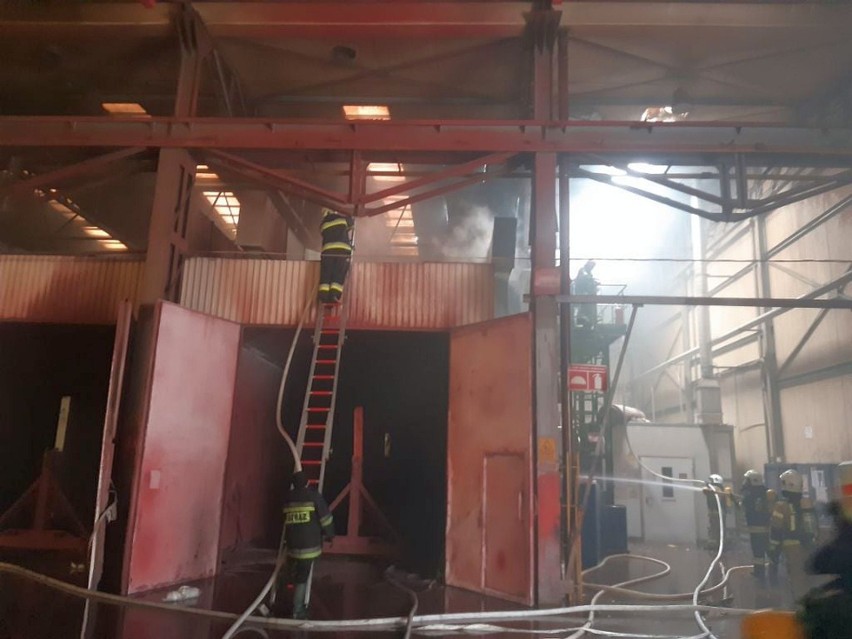 Pożar w zakładzie produkcyjnym Pronaru w Narwi