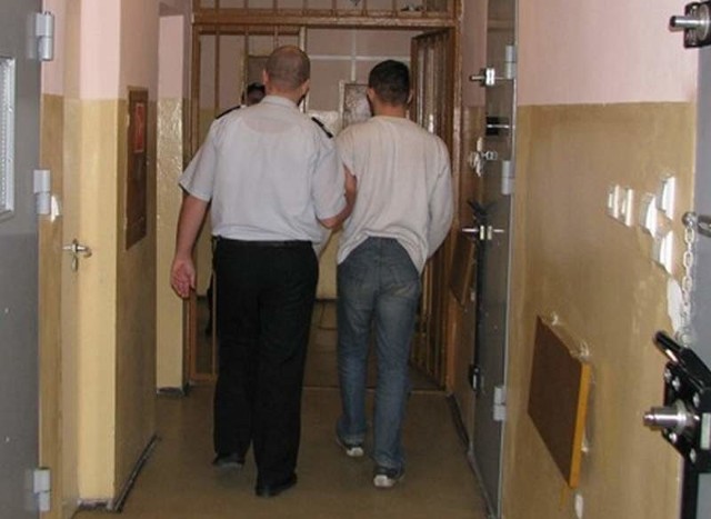 23-letni Łukasz S. usłyszał zarzuty. Jest pod dozorem policji.