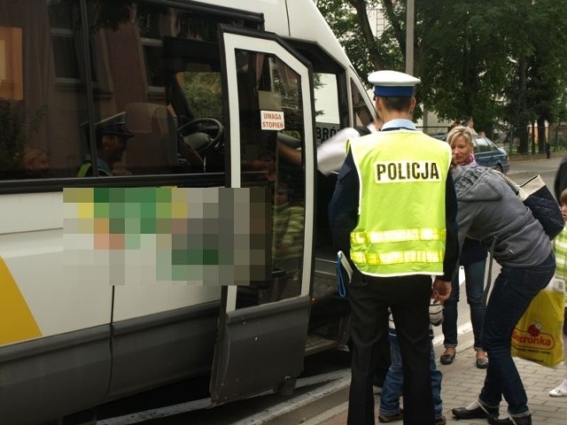 Skontrolowany przez policjantów autobus był niesprawny.