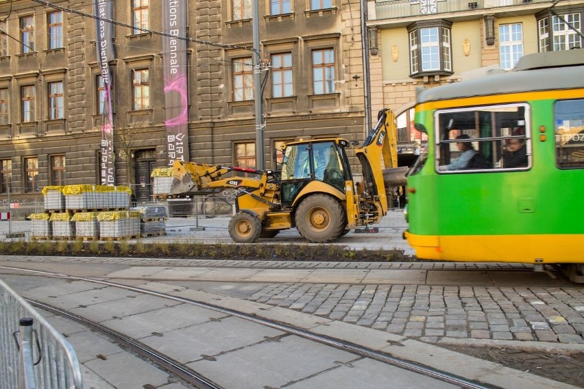 Remont ulicy Święty Marcin powoli zbliża się do końca....