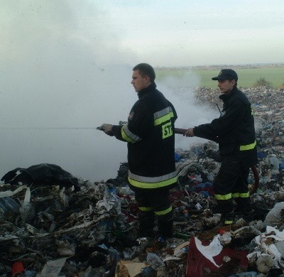 Ostatni pożar śmieci strażacy i ochotnicy gasili przez kilka dni