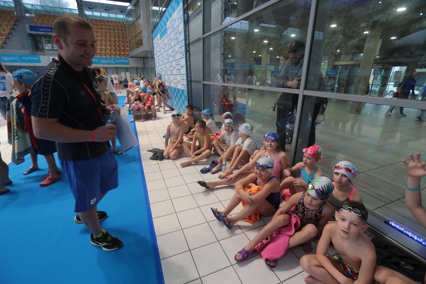 Festiwal pływania na basenie Floating Arena w Szczecinie [ZDJĘCIA]