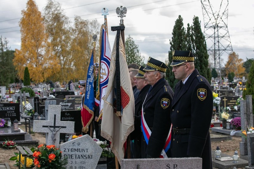 Pogrzeb Bronisława Radlińskiego. Rodzina i przyjaciele pożegnali kapitana
