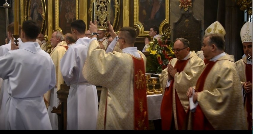 Uroczystość święceń biskupich arcybiskupa nominata Henryka...